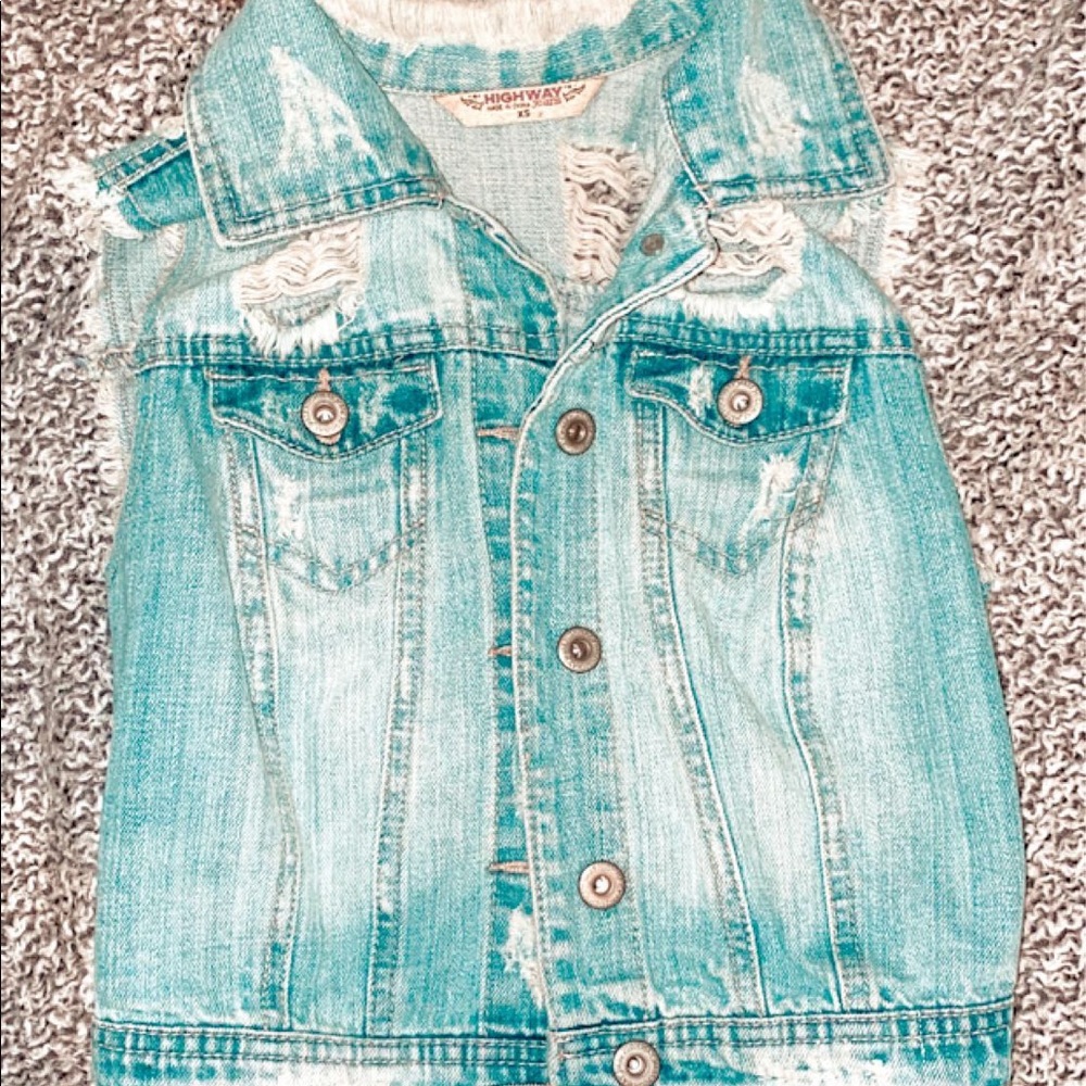 cropped denim jacket